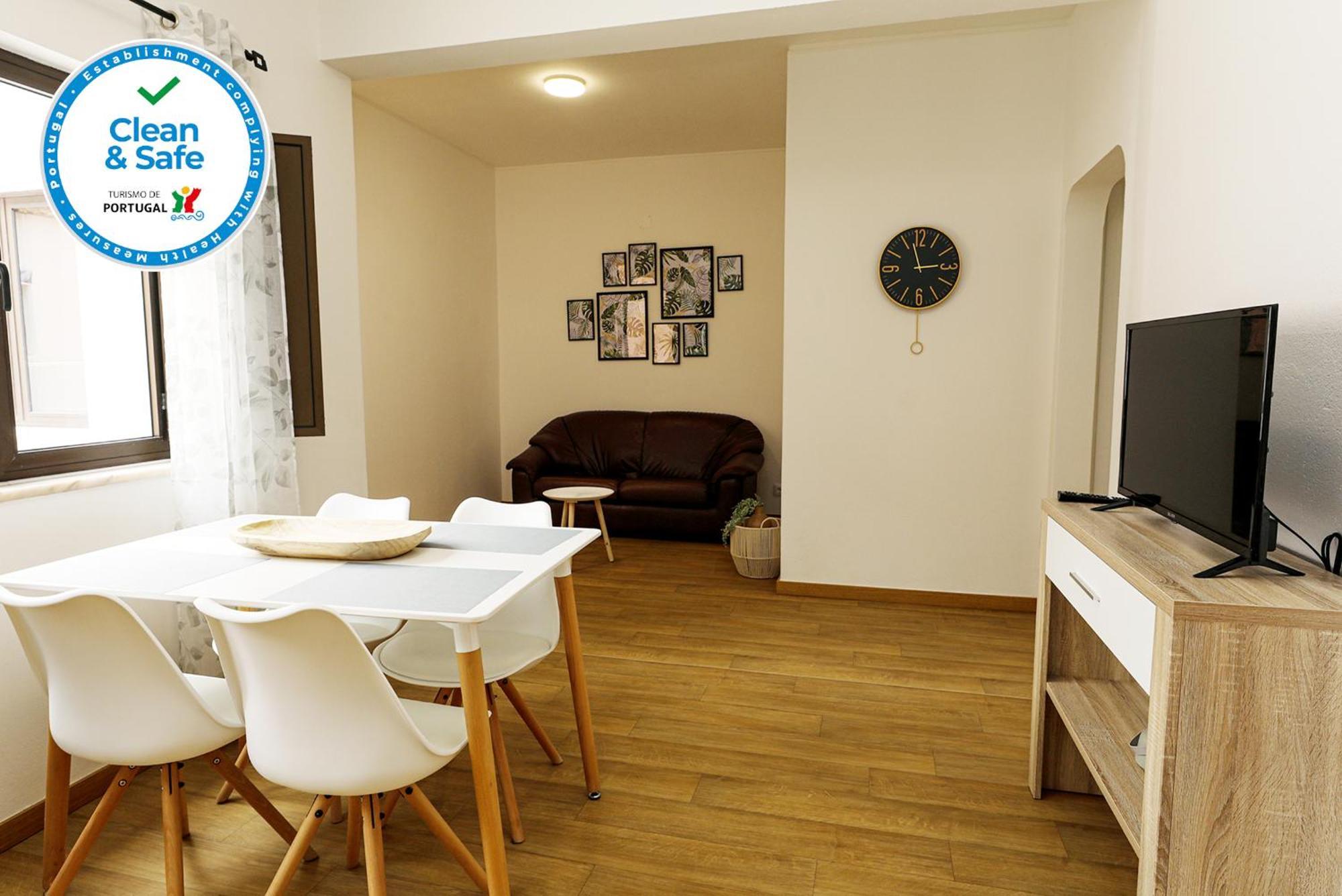 B87 - Windmill 2 Bed Apartment In Odiáxere Eksteriør billede